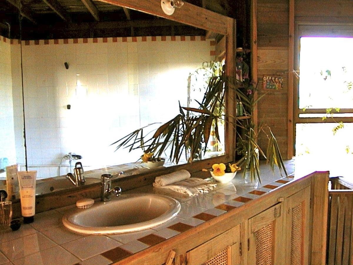 Roatan Bed & Breakfast Apartments Вест-Енд Екстер'єр фото
