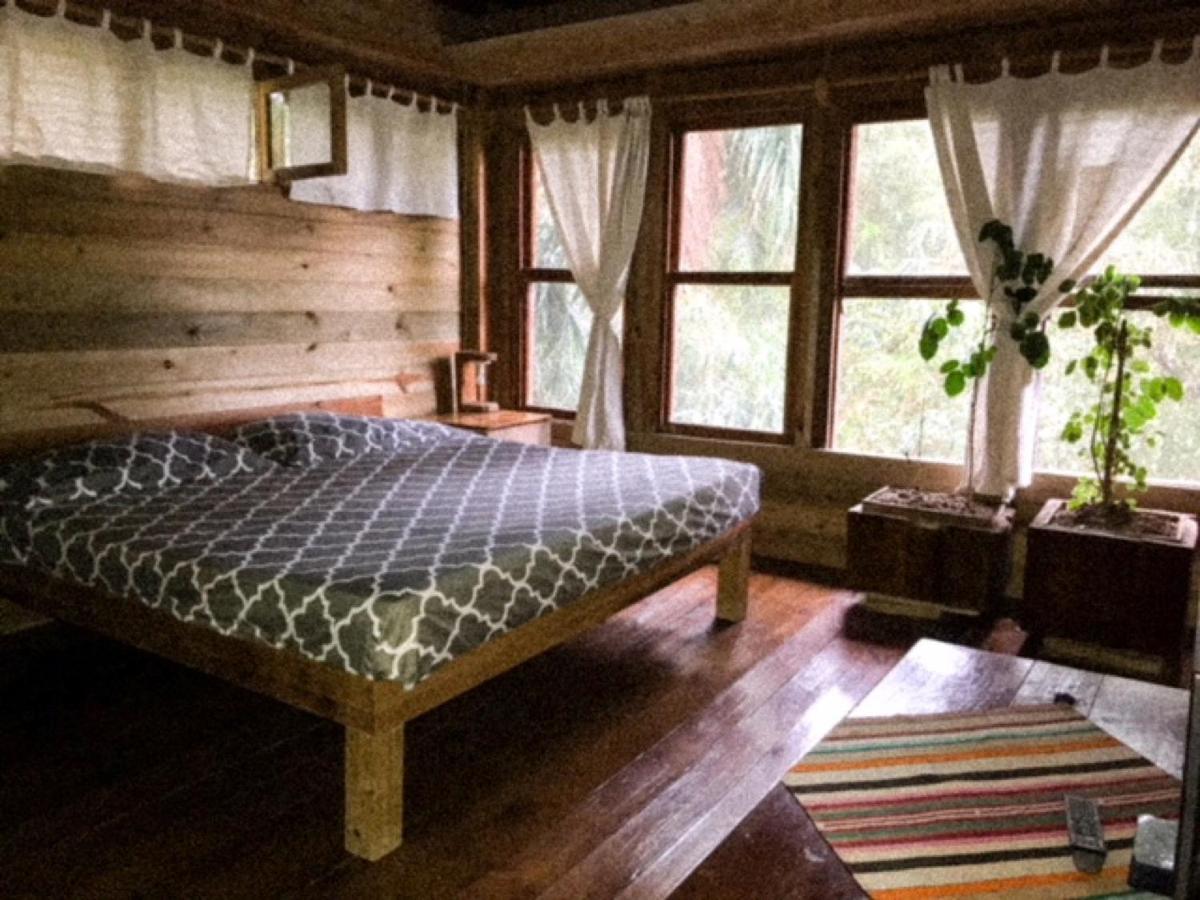 Roatan Bed & Breakfast Apartments Вест-Енд Екстер'єр фото