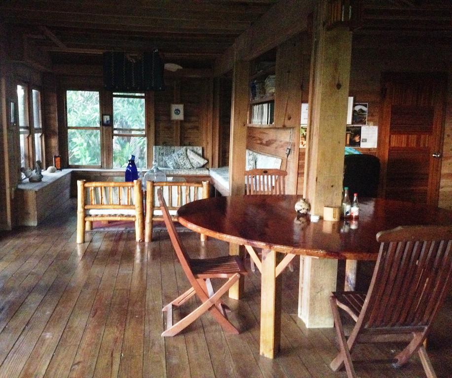 Roatan Bed & Breakfast Apartments Вест-Енд Екстер'єр фото
